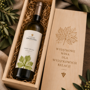 Wino w drewnianej skrzynce prezentowej
